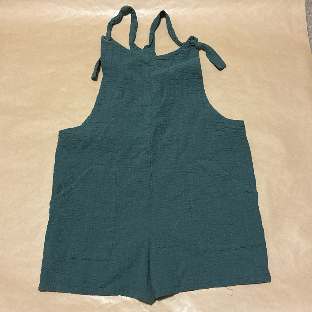 Cute olive green tie overalls (YL)